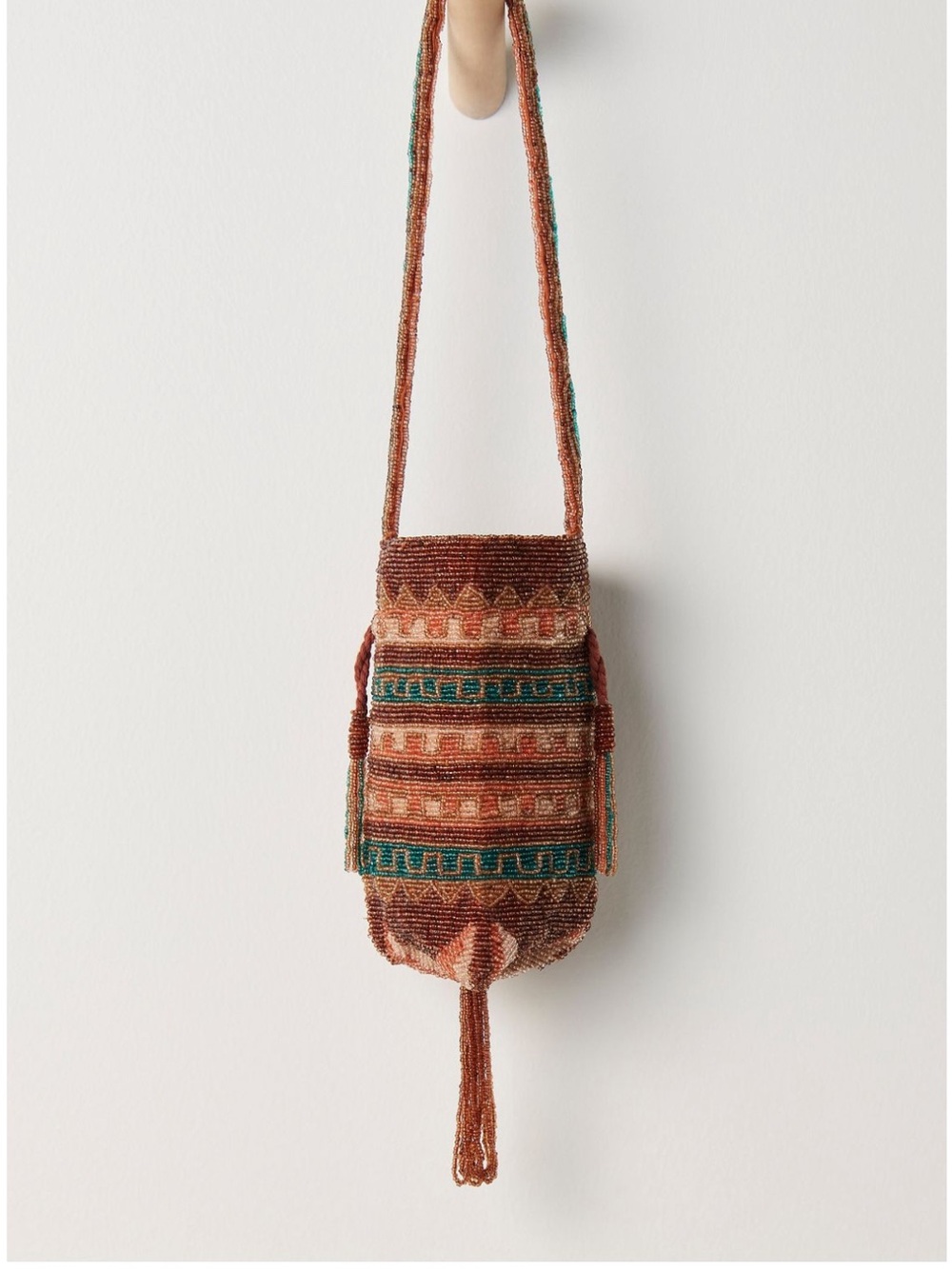 Free People Beaded Tassel Pouch NWT OS - Picture 4 of 16